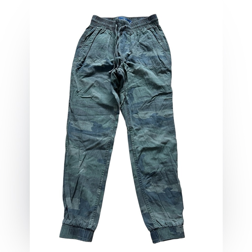 Hollister Green Track Pants with Drawstring Waistband and Relaxed Fit